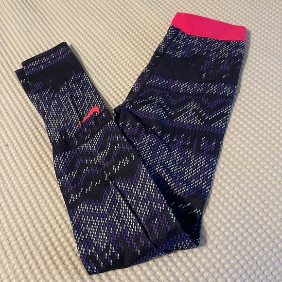 Nike Pro leggings - Picture 1 of 9